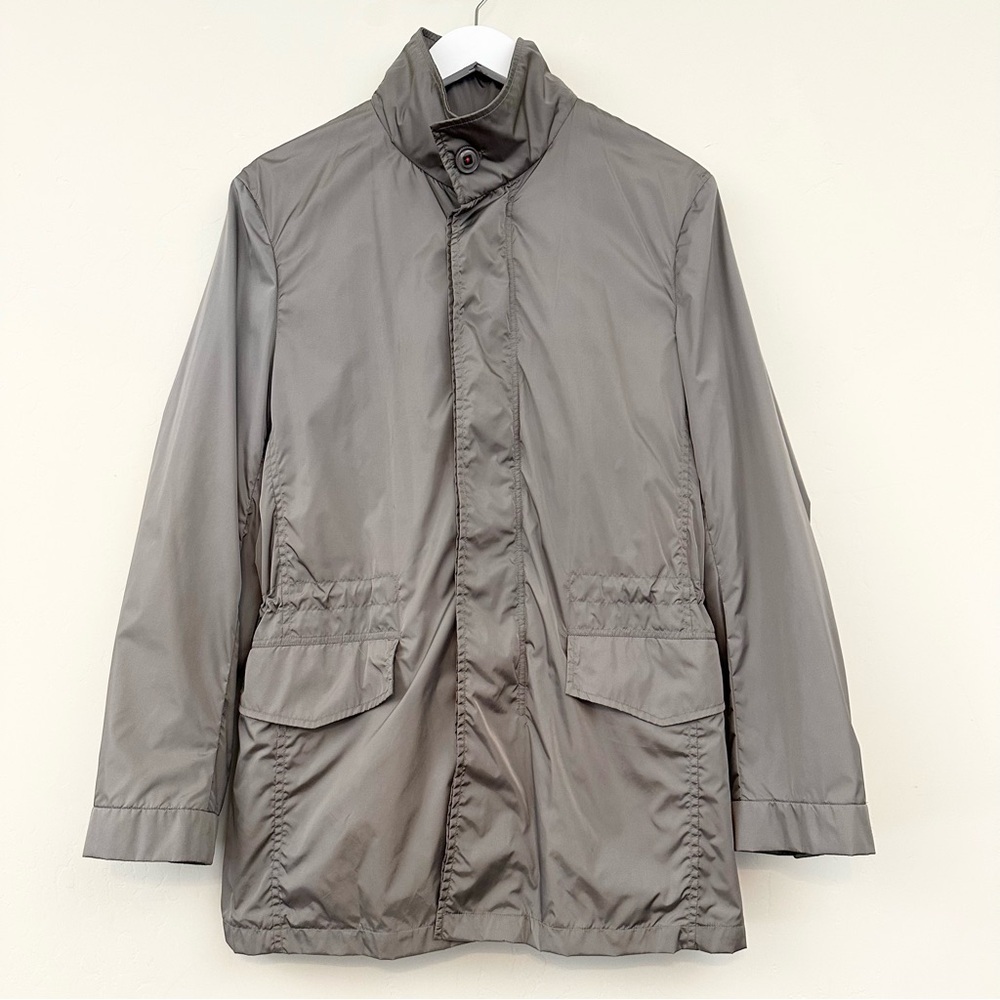 Gucci men’s Nylon Windbreaker Jacket Silver Gray